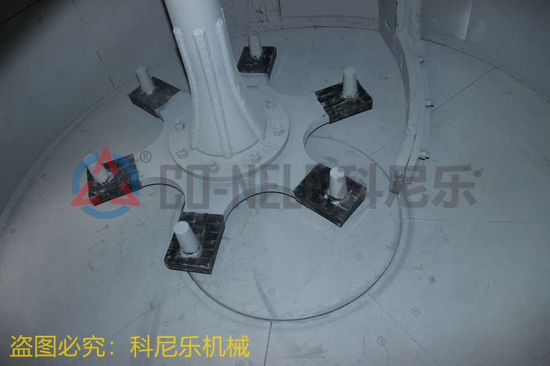 倾斜式混合造；